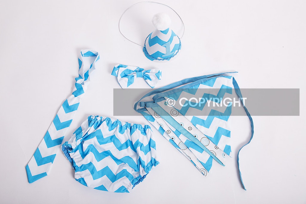Images Unleashed Photography Cake Smash outfit 015