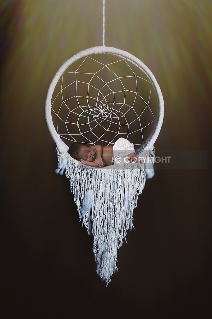 044