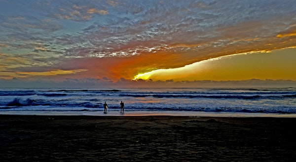 Surf 'n Sun Cover 2500px>